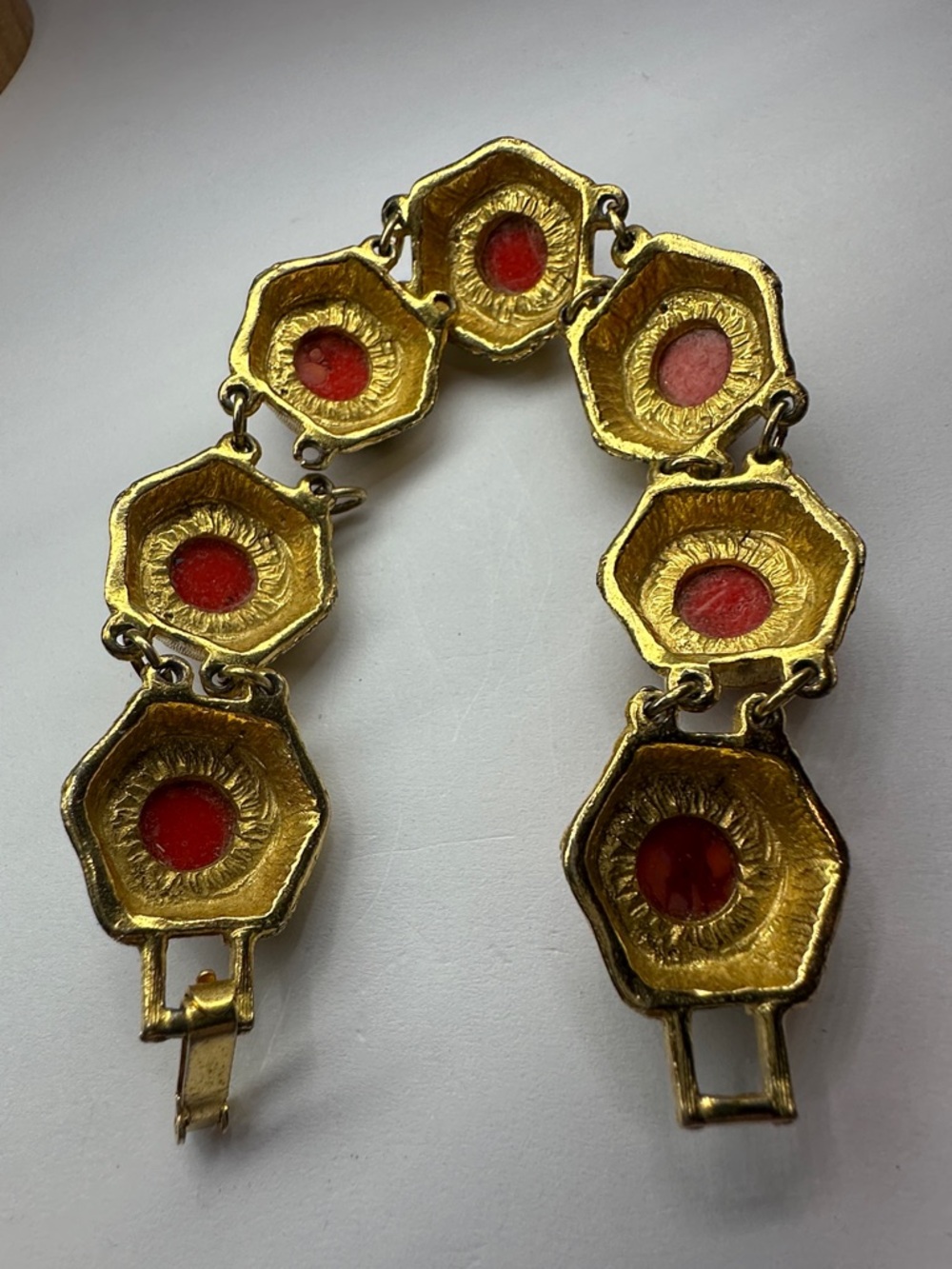 Vintage Czech Glass Bracelet For Repair with Red Marbled Glass Cabochons - Picture 7 of 15